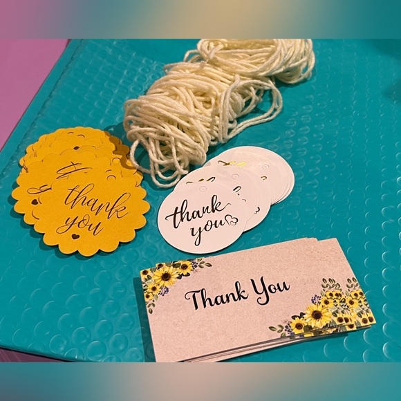 The Blue Salmon Poshkit! Gift Wrap & Mailing Starter Kit (15) - Picture 3 of 7